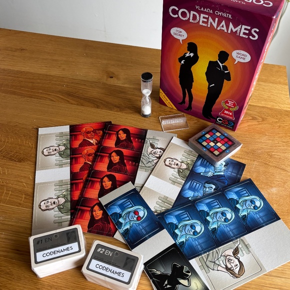 NEW, Czech Games Edition, CODENAMES, (English Edition) - Picture 5 of 11